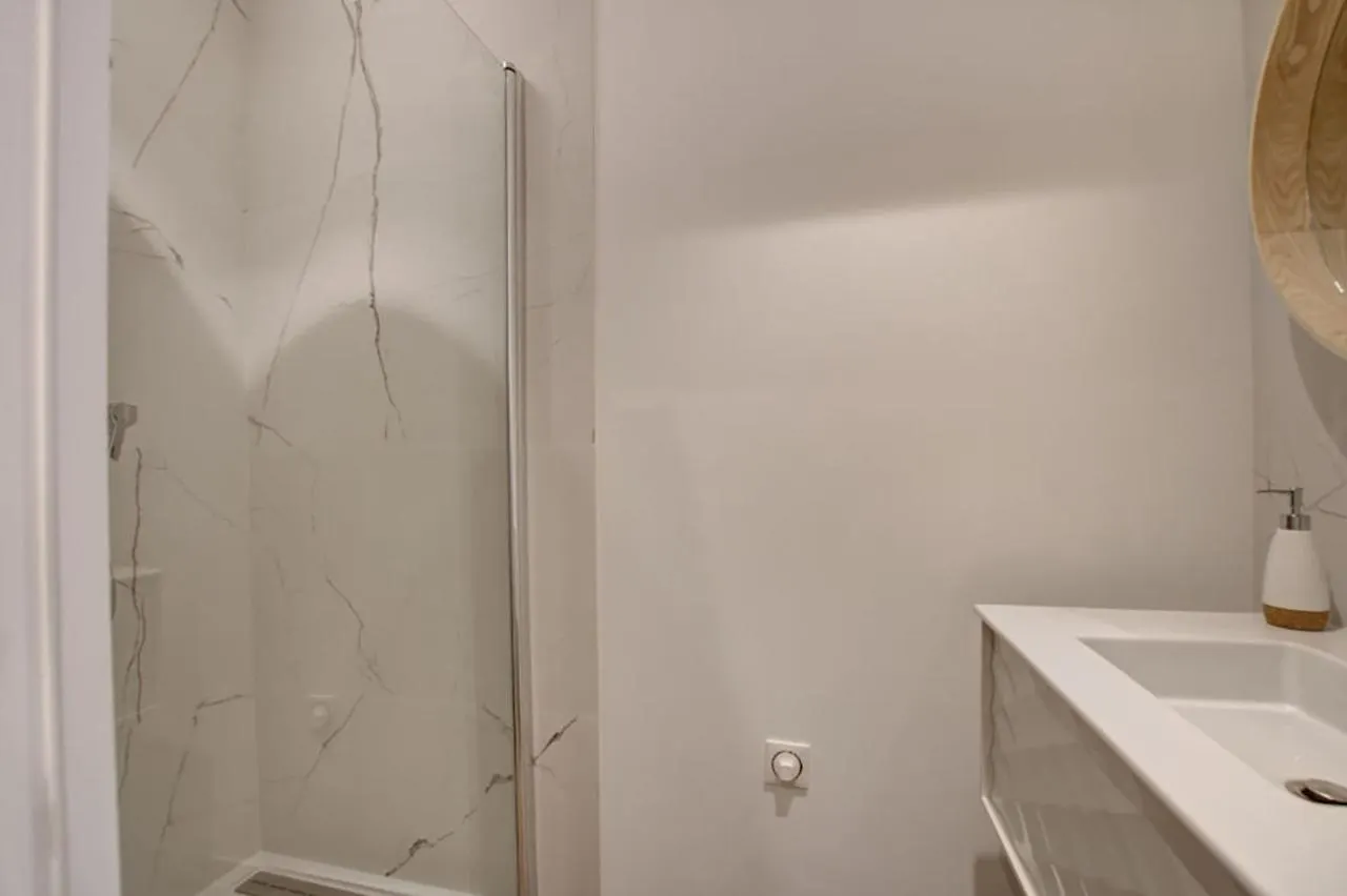 Jej1-Two Bedrooms Cannes Center Lejlighed